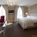 Szálloda Acta Atrium Palace 4*