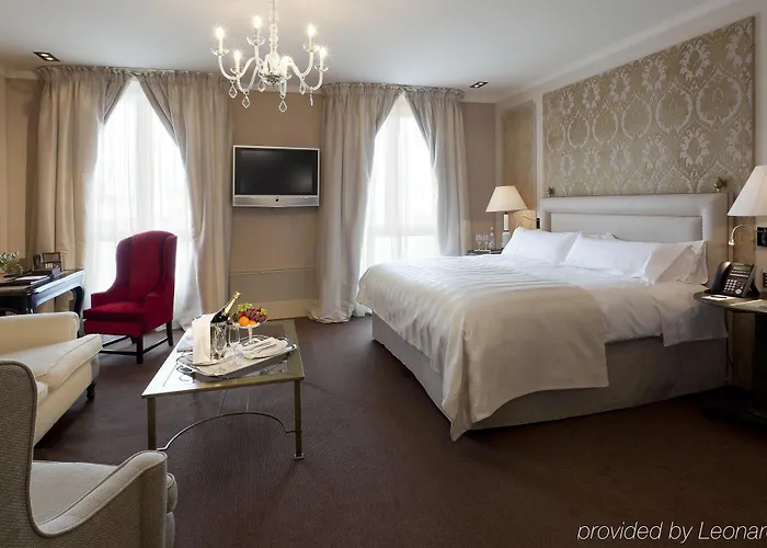 Szálloda Acta Atrium Palace 4*