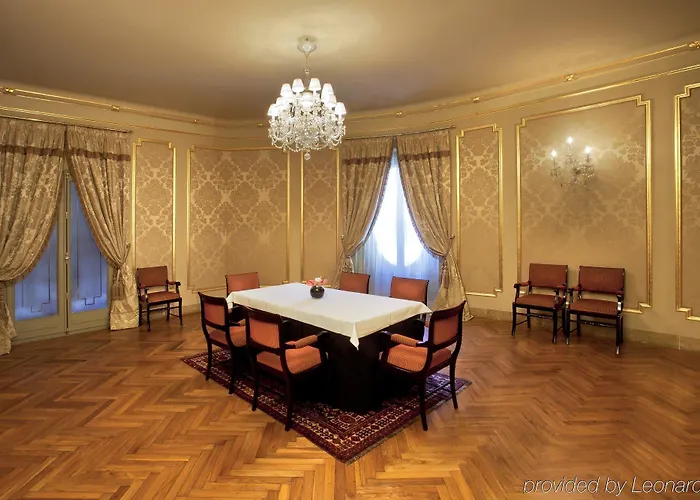 Acta Atrium Palace